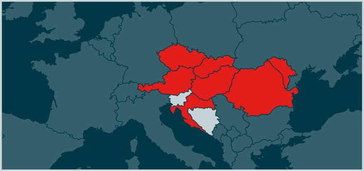 Mehrere Länder rot markiert auf einer Europakarte