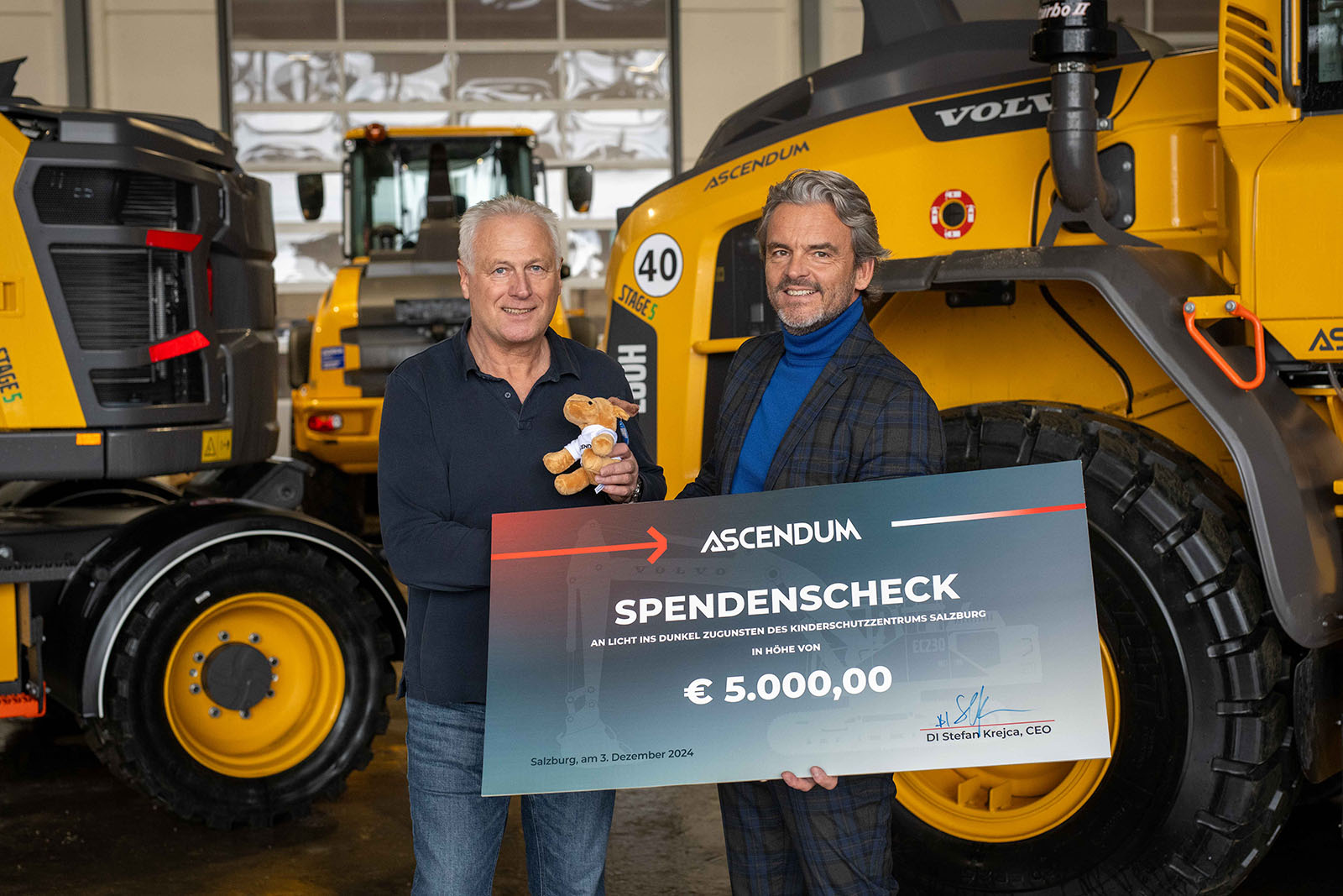 2024 12 Spende Kinderschutzzentrum Mag. Peter Trattner Und DI Stefan Krejca Web