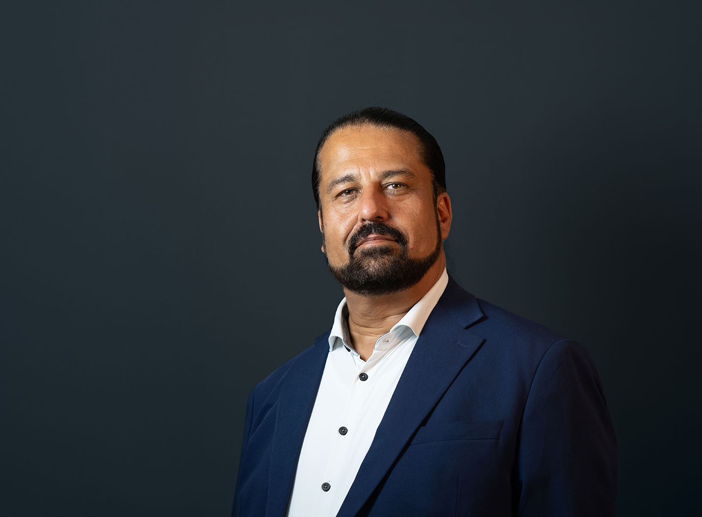 Ing. Bahram Khabir Ascendum Sales Director Web