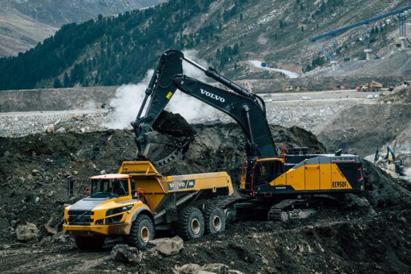 ascendum-sstoeger-3 ascendum-sstoeger-3